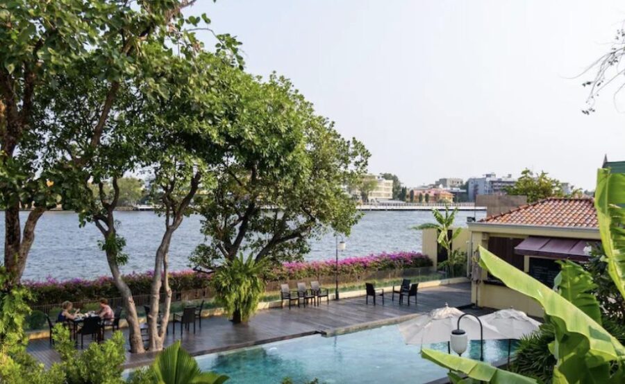 Praya Palazzo, Bangkok river view from pool area