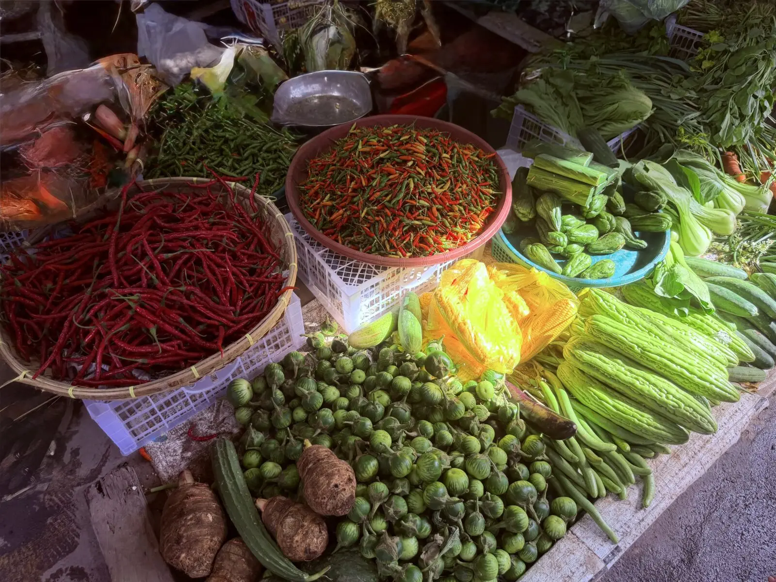 Market in the volcanic highlands of North Sumatra